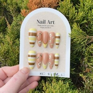 $15 Custom Gelx Presson Nails!!